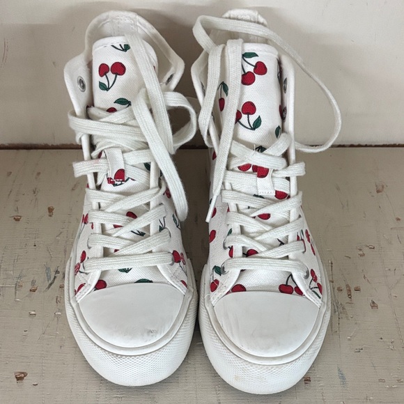 American Eagle Outfitters White Cherry Print Sneakers size 6. - Picture 3 of 7